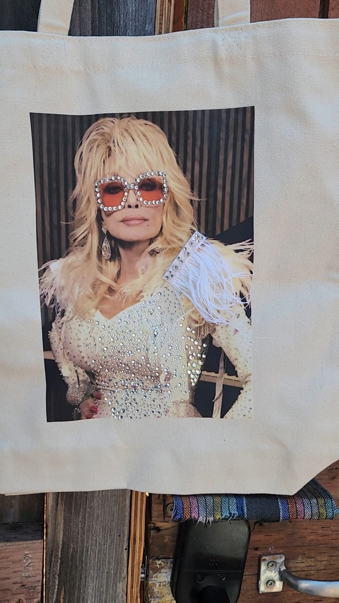 DOLLY